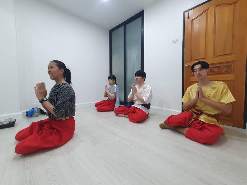 Thai Dance Class - Thai Dance History First, So the Moves Mean Something