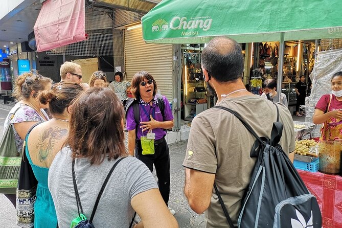 Thai PRIVATE Tour Guide - Your 9:00 am route: temples, river views, and local markets