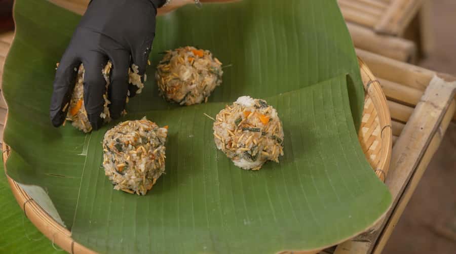 Thai Thani Cultural Village Admission Ticket ( PACKAGE - B ) - Thai buffet lunch: mild, family friendly, and included