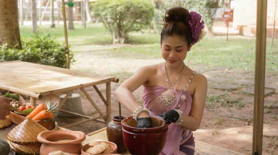 Thai Thani Cultural Village Admission Ticket ( PACKAGE - B ) - Elephant village factor, and how to treat it wisely