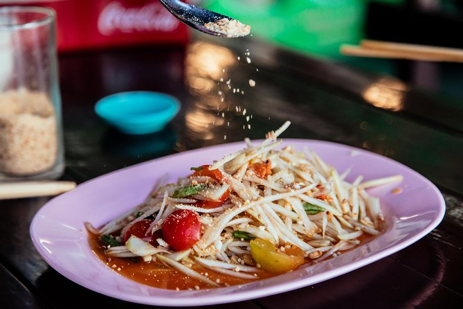 The 10 Tastings of Chiang Mai With Locals: Private Street Food Tour - Starting at Wat Chai Si Phum: setting the tone with a light bite