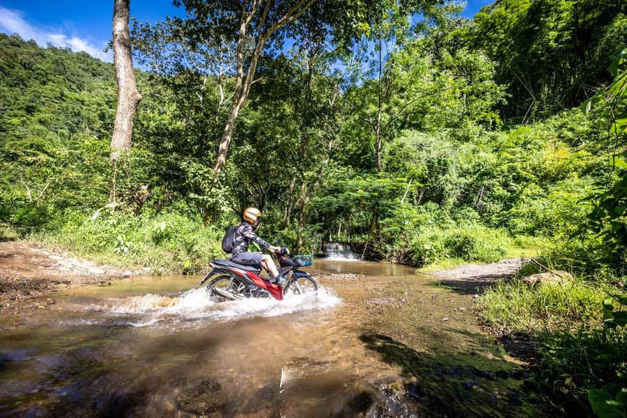 The REAL Thailand on a scooter. Check reviews !! - After lunch: river crossings and the seasonal reality check