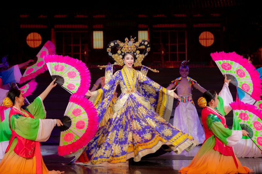 Tiffany's Show Pattaya: Cabaret Show Entry Ticket - Timing your night: how to pair it with dinner