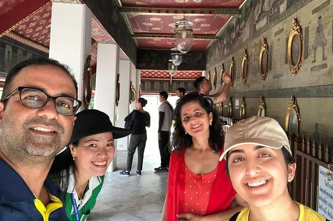 Top 3 Must-see Temples in Bangkok Private Tour [Optional Luxury] - Photo and palace views: Ananta Samakhom Throne Hall and Chitralada Palace