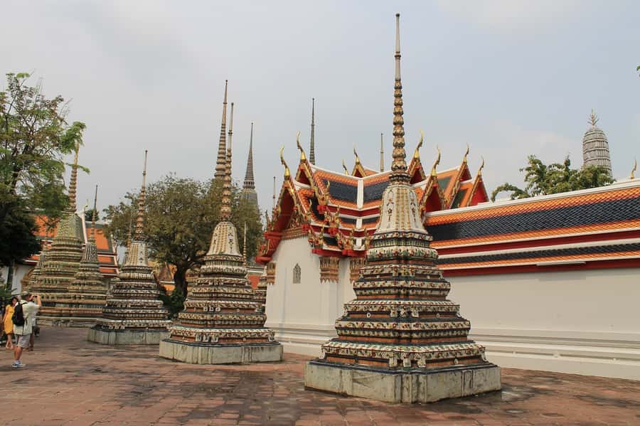 Wat Pho, Wat Arun and Wat Hong Rattanaram Private Tour - Guides that set the tone: what the reviews point to