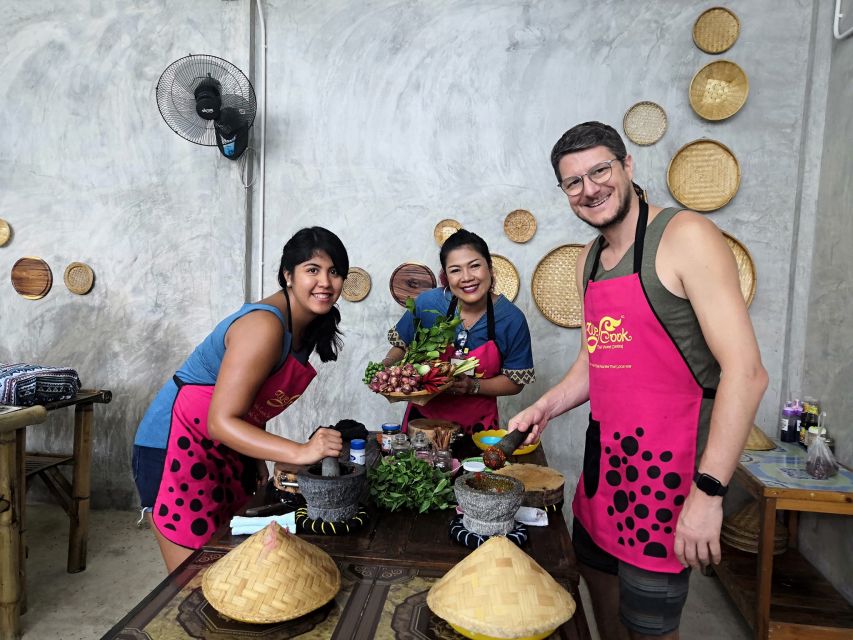 We Cook Thai Home Garden Cooking School - FAQ