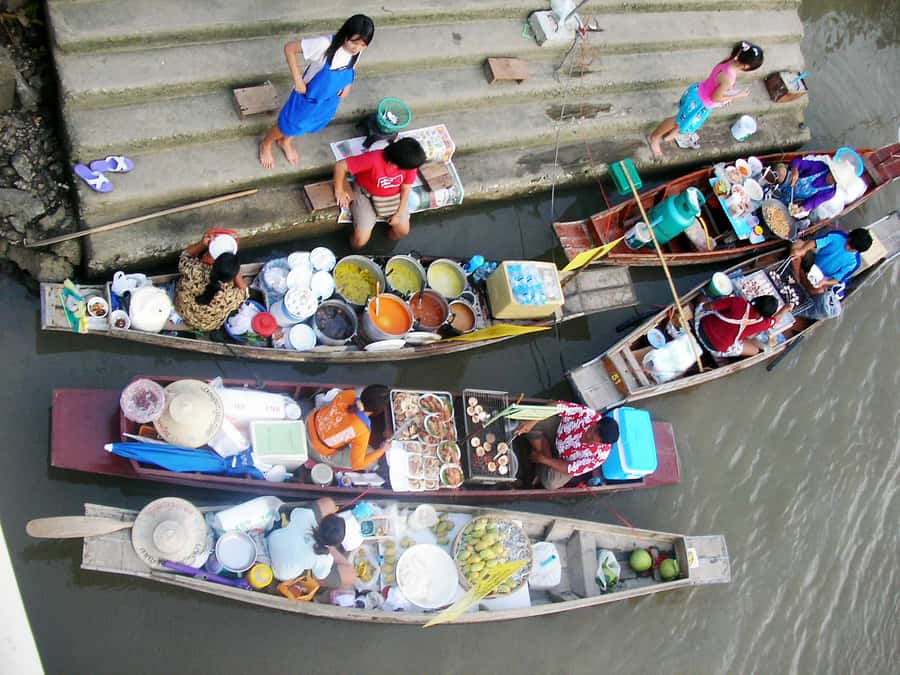 Weekend Amphawa Floating Market & Train Market Private Tour - Why Maeklong and Amphawa are a weekend Thailand combo