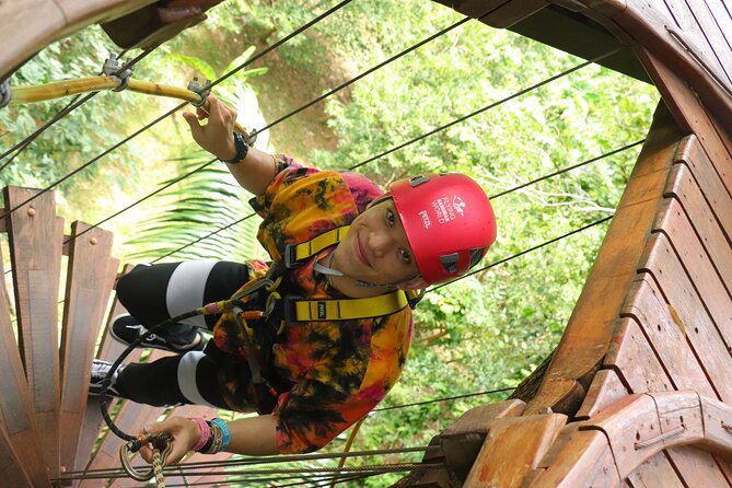 World A+ (Zipline 32 Platforms + Roller + Sky Walk with World Set Menu ) - Safety gear and staff: the part that deserves your attention